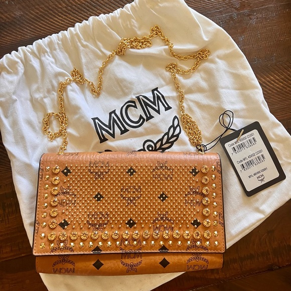 NWT * MCM Crossbody bag with Studded Crystal Visetos NEVER USED, authentic - Picture 1 of 6